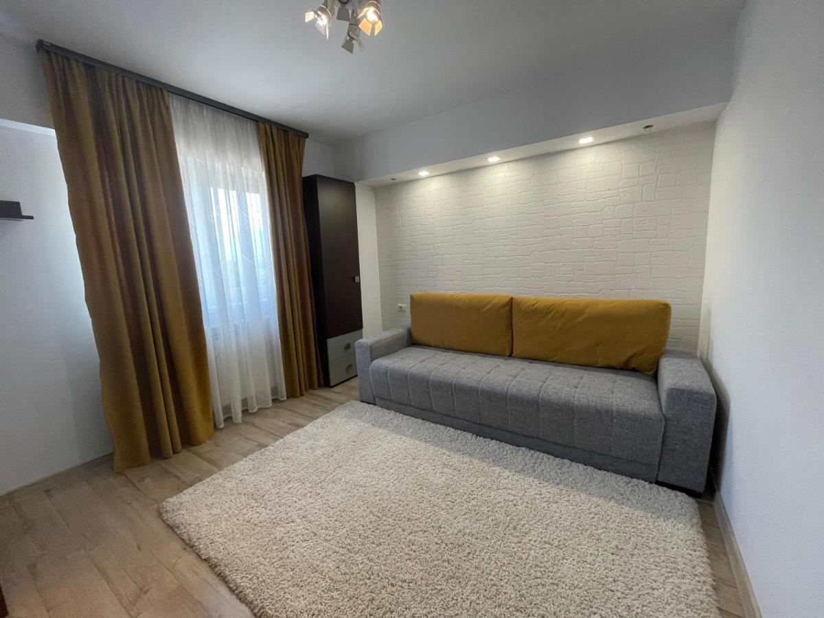 Ferienwohnung Happy Time 1 Petroşani Exterior foto